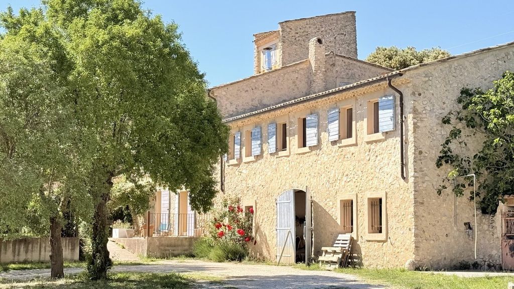 Property photo 1 of 18 Elegant Equestrian Provençal Villa With 2 Gîtes At The Heart Of Provence