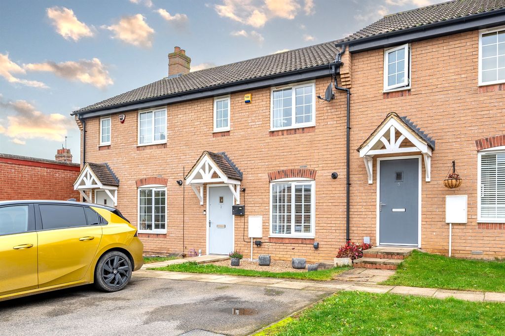 Property photo 1 of 12