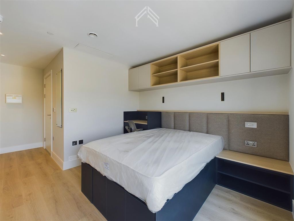 Property photo 1 of 15 Cam02700G0-Pr0166-Still007.Jpg