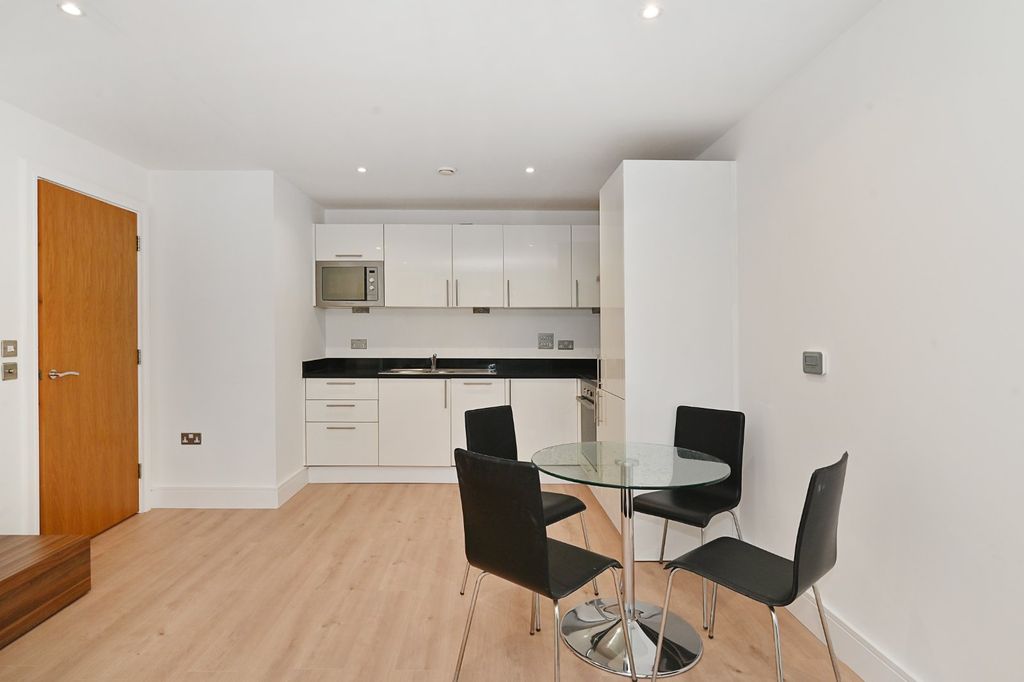 Property photo 3 of 8 Picture No. 03
