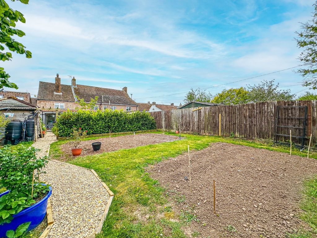 Property photo 2 of 35 5069453