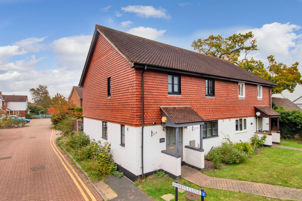 Property photo 1 of 23