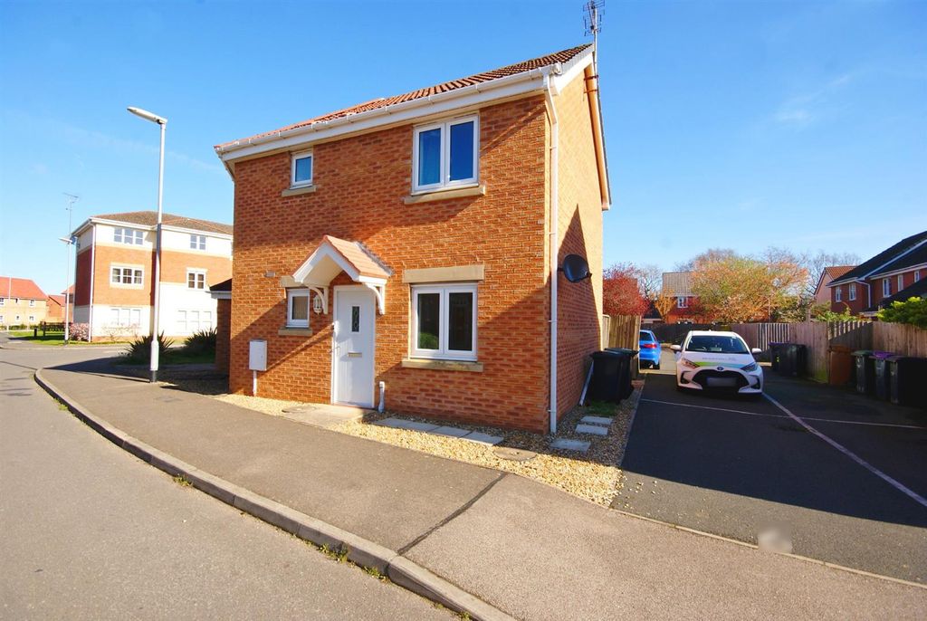 Property photo 1 of 8