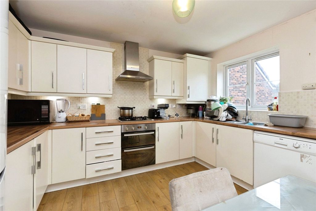 Property photo 3 of 15 Picture No. 19