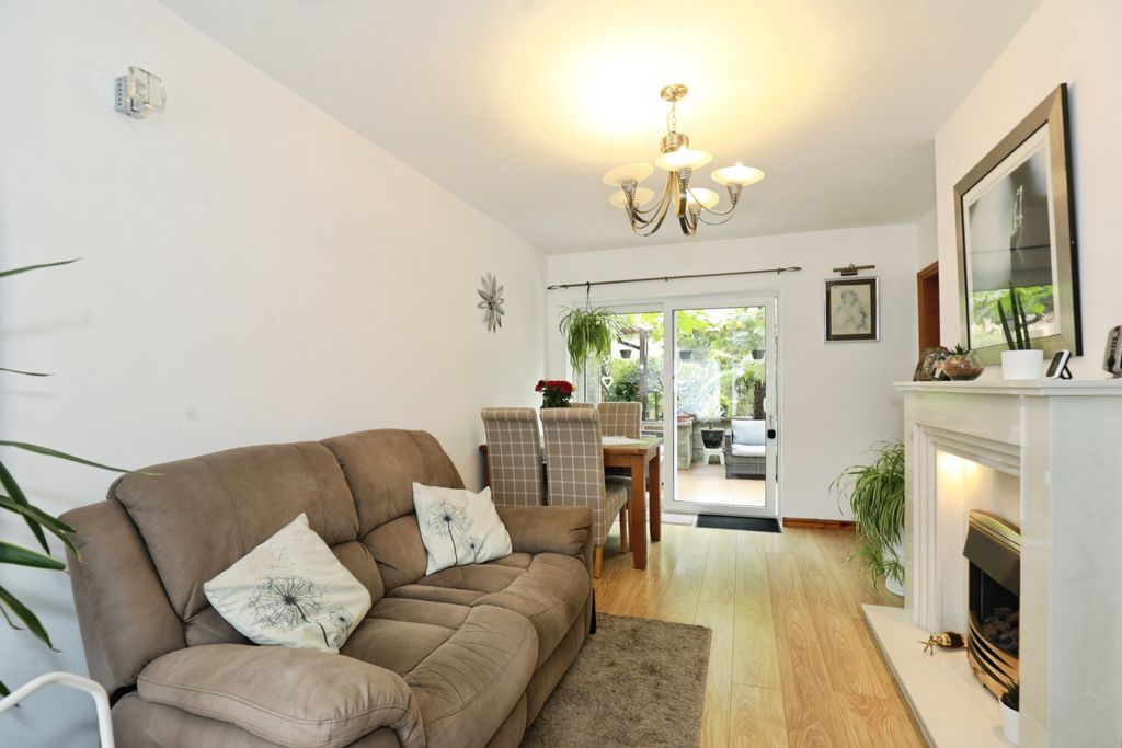Property photo 3 of 18