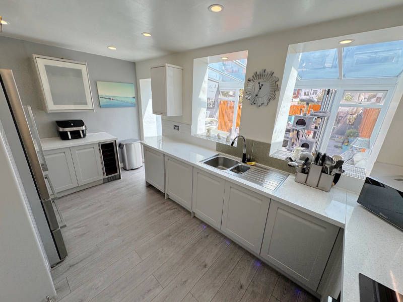 Property photo 3 of 24 Kitchen