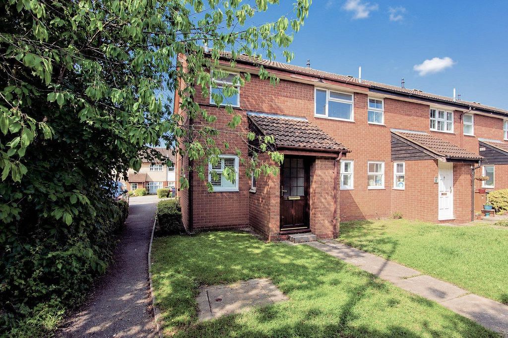 Property photo 1 of 8 17Campaniagrove-H.Jpg