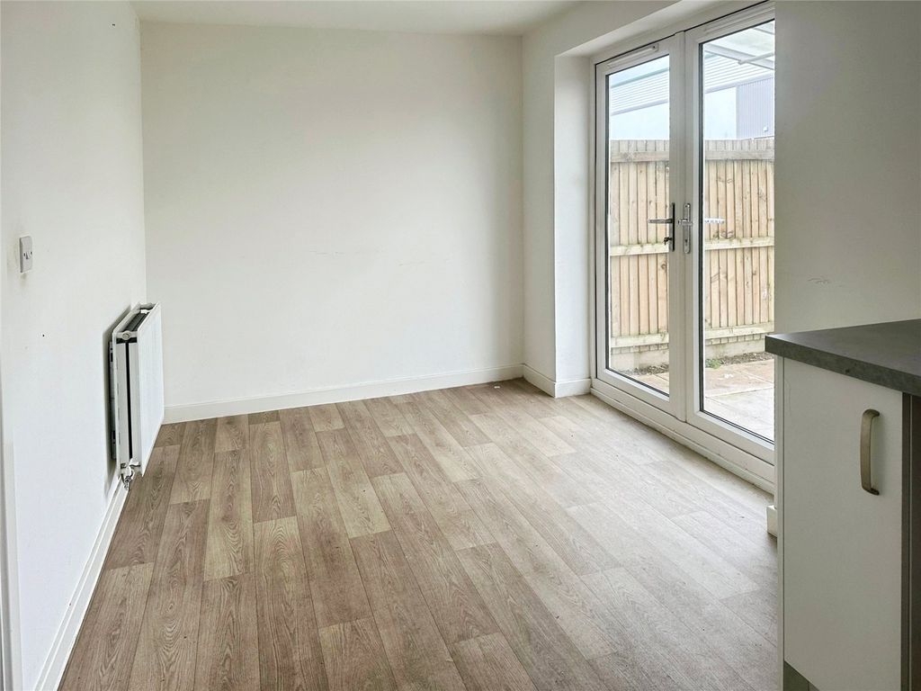 Property photo 3 of 13 Picture No. 27