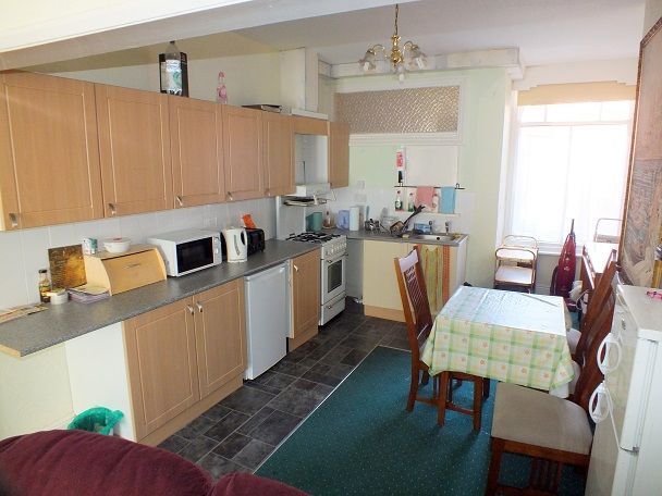 Property photo 3 of 4