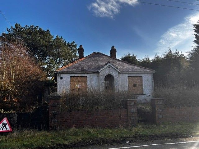 Property photo 1 of 12