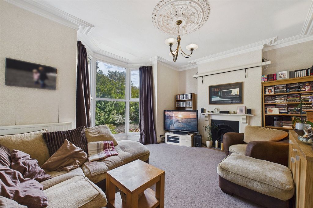 Property photo 2 of 13 Picture No. 02