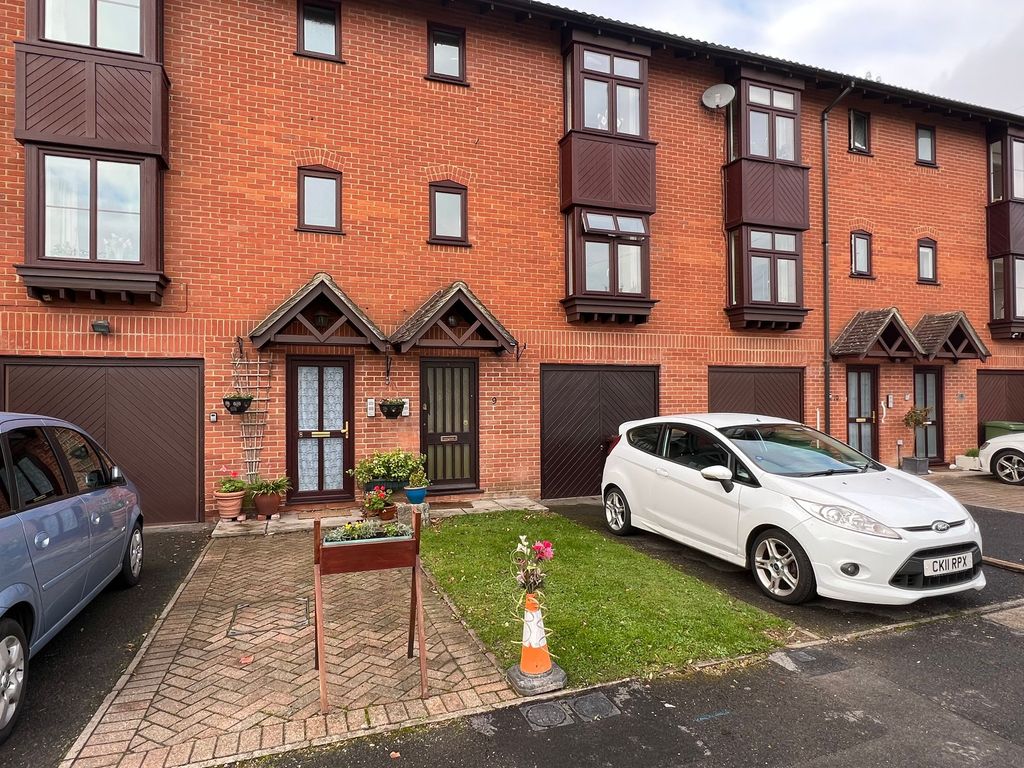 Property photo 1 of 14