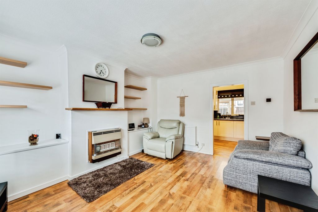 Property photo 3 of 18