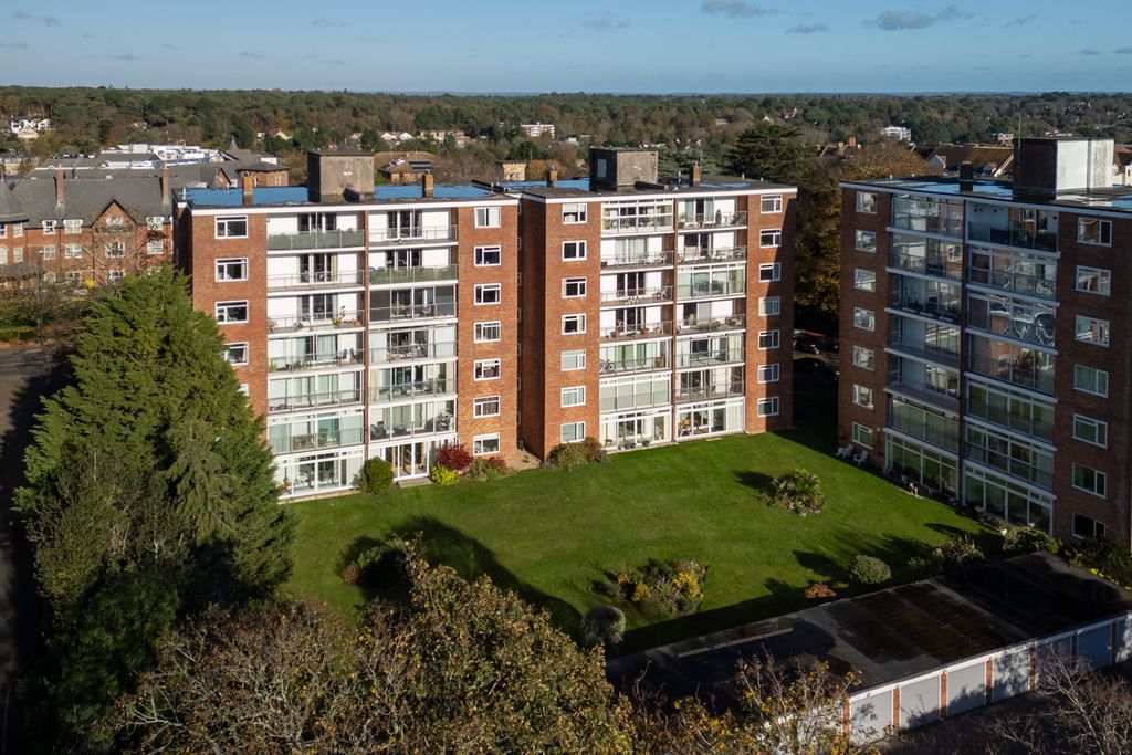 Property photo 1 of 19 20251117-Dji_0321