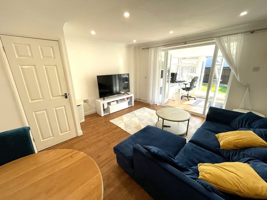 Property photo 2 of 12 Not Specified