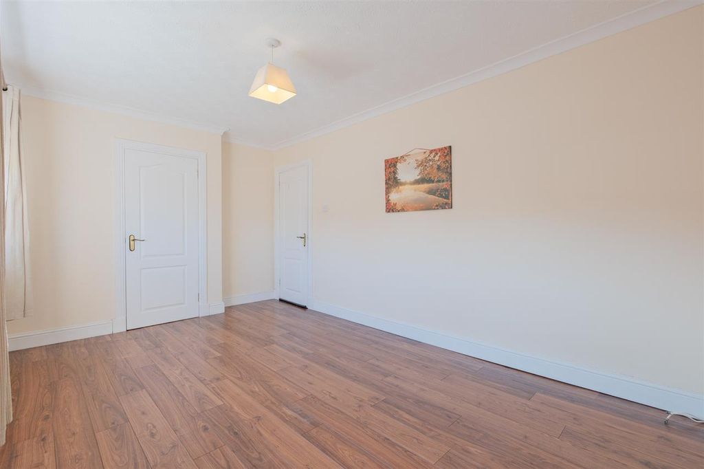 Additional image 6 of 2 bed flat for saleGlasgow Road, Hamilton ML3