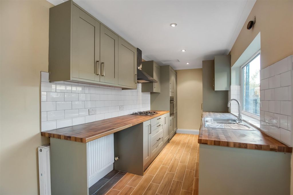 Property photo 3 of 13 Img_9125.Jpg