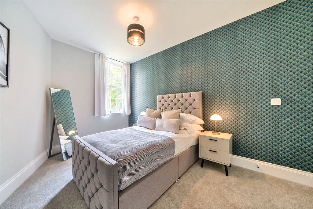 Property photo 2 of 12 Picture No. 08