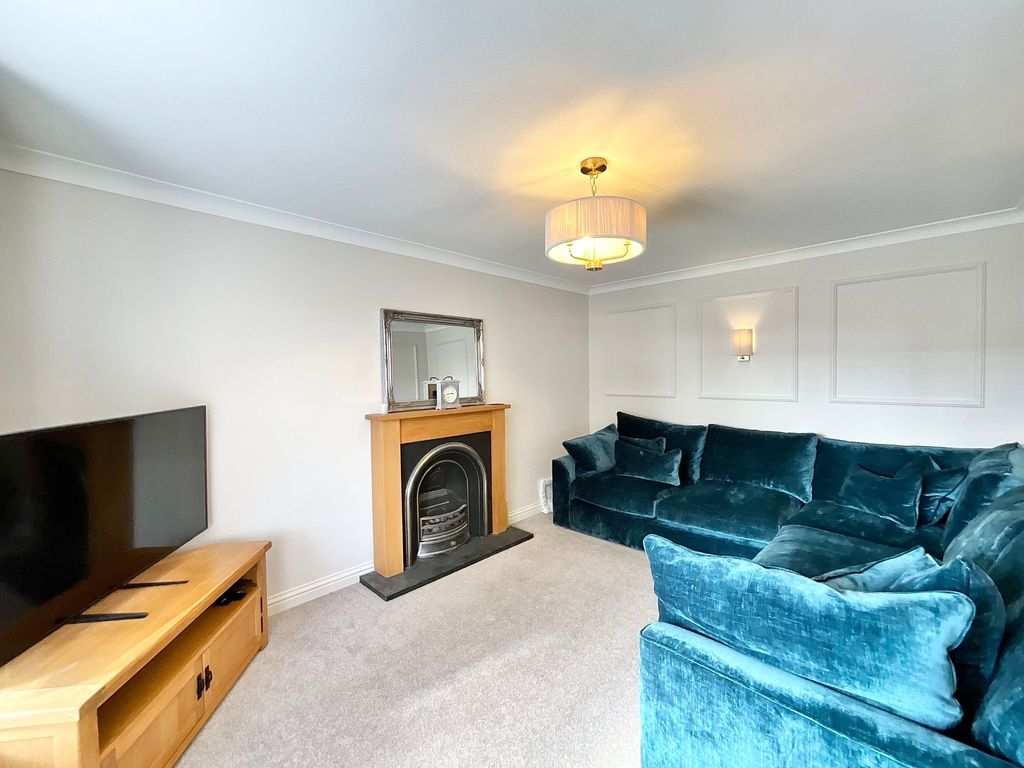 Property photo 3 of 30