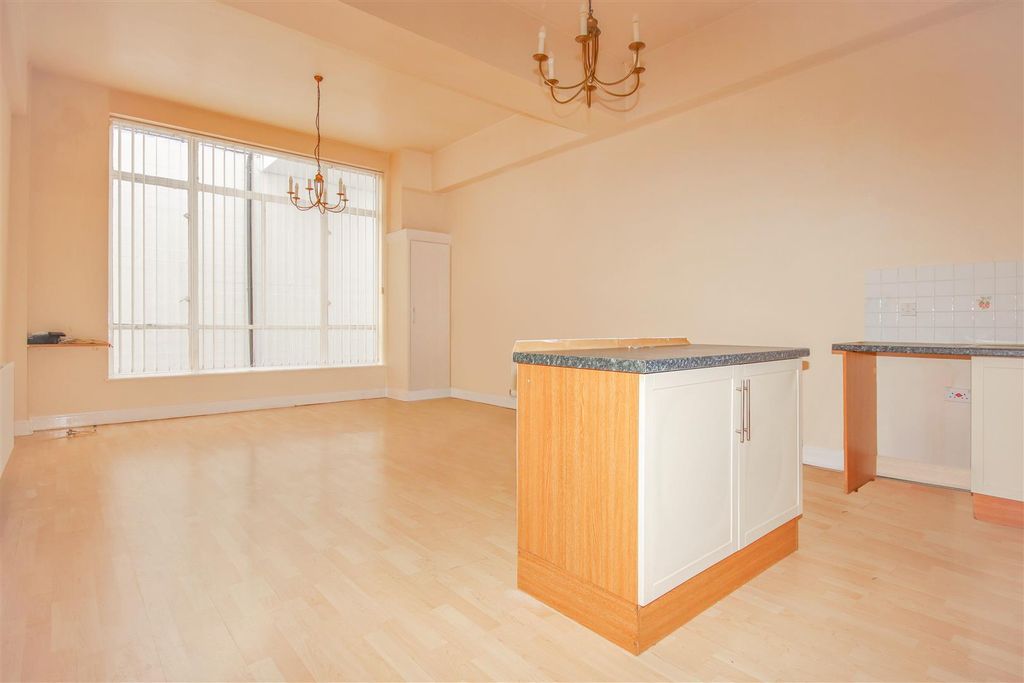 Property photo 3 of 15 Img_6922.Jpg
