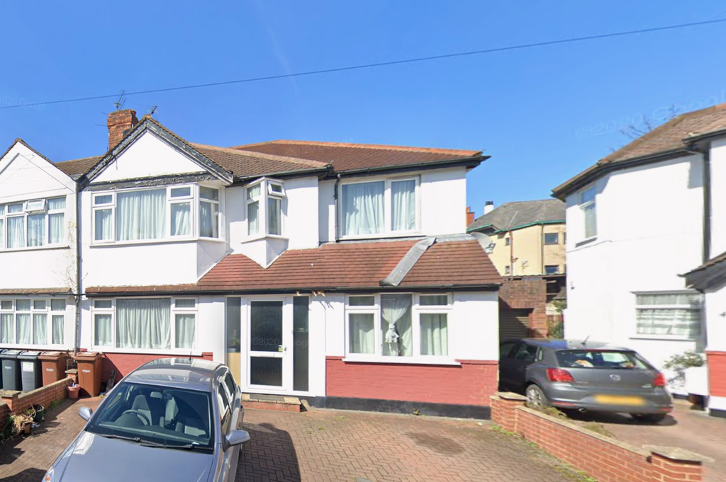 Property photo 1 of 20