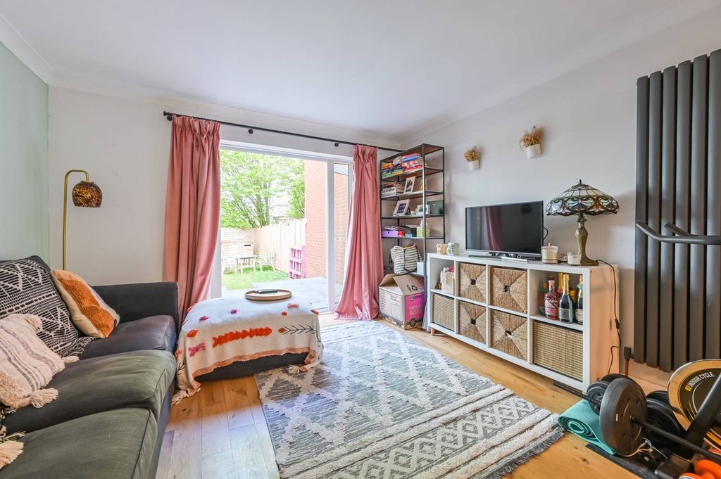 Property photo 2 of 15