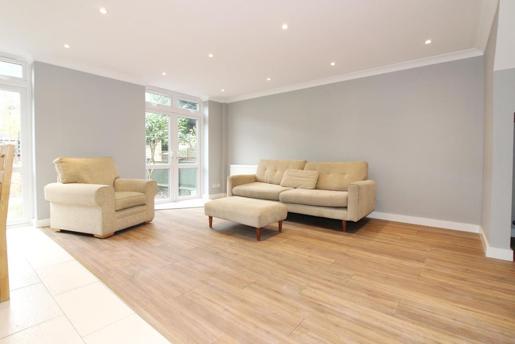 Property photo 1 of 8 Img_1961.Jpg