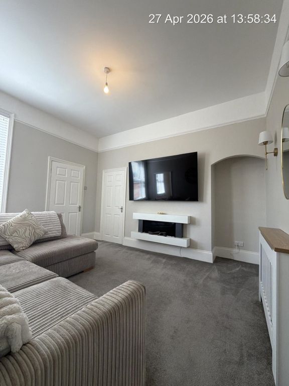 Property photo 3 of 8 7