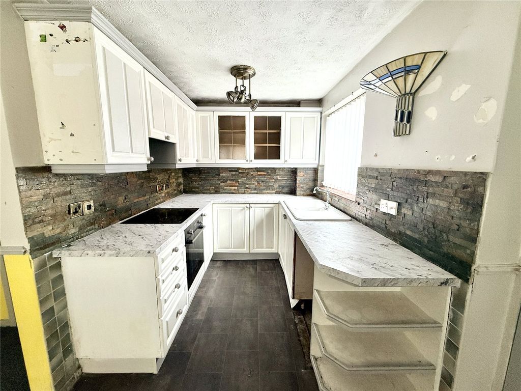 Property photo 3 of 10 Picture No. 06