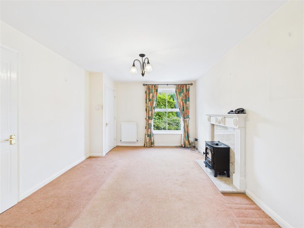 Property photo 2 of 15 Cam05193G0-Pr0037-Still004.Jpg