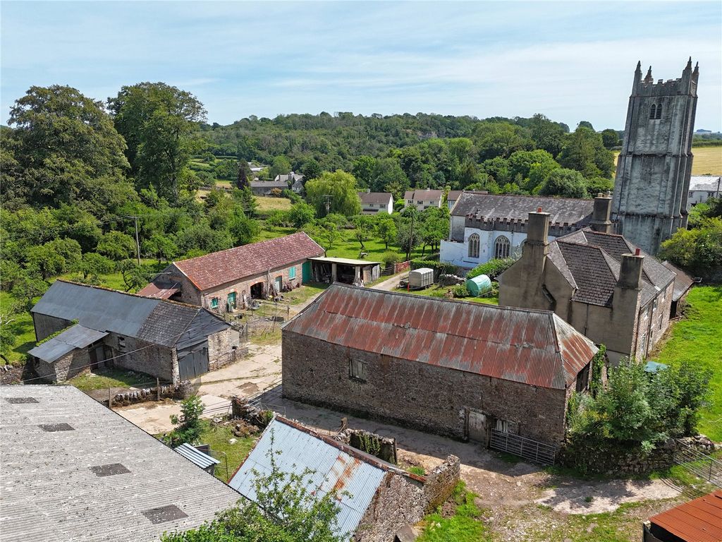 Property photo 3 of 19 Picture No. 05