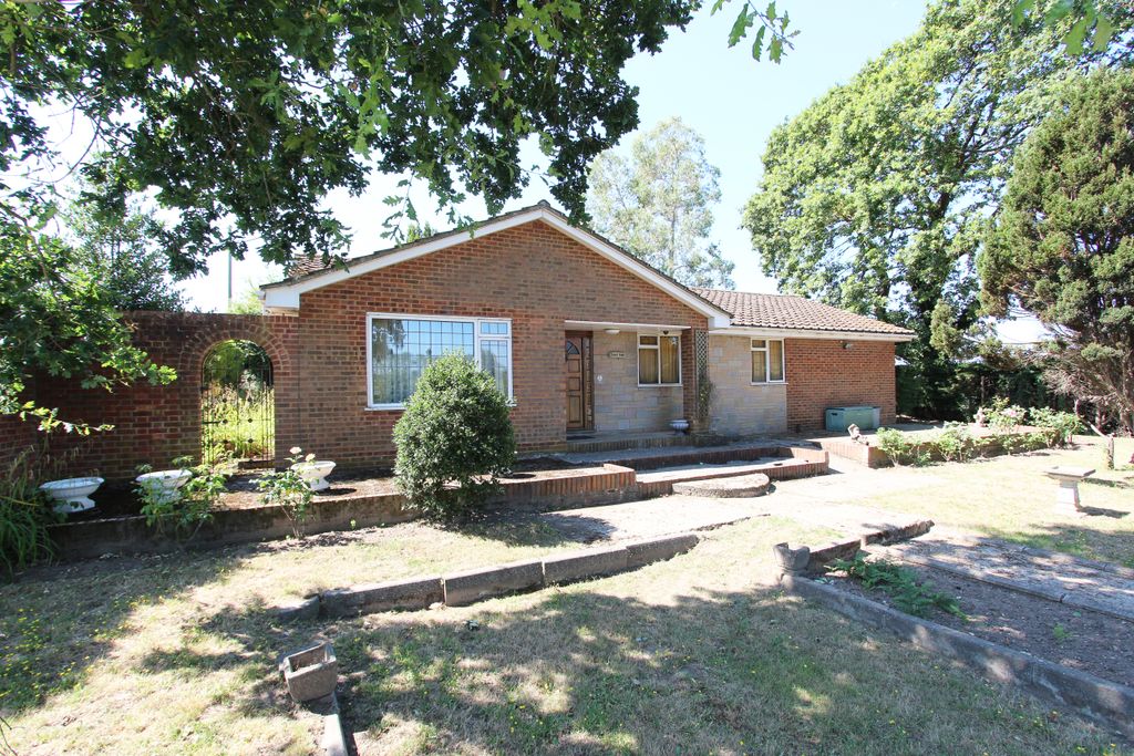 Property photo 1 of 19 Aa