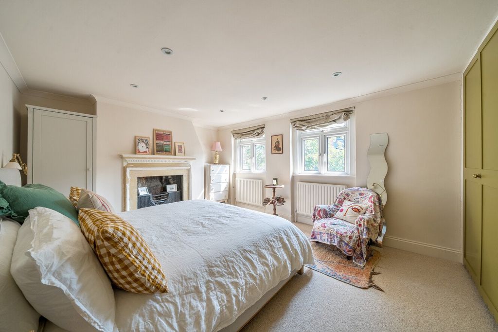 Property photo 2 of 16 Picture No. 08