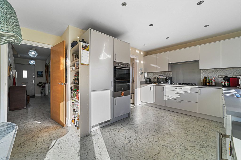 Property photo 2 of 21 Picture No. 07