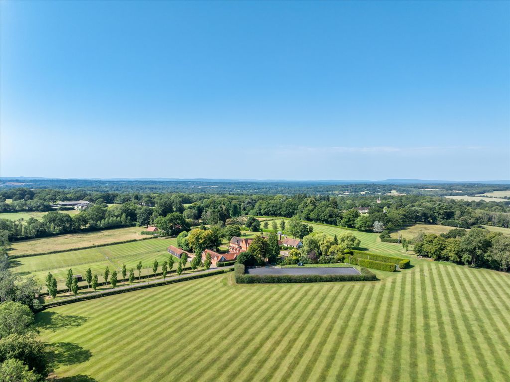 Property photo 2 of 40 Image