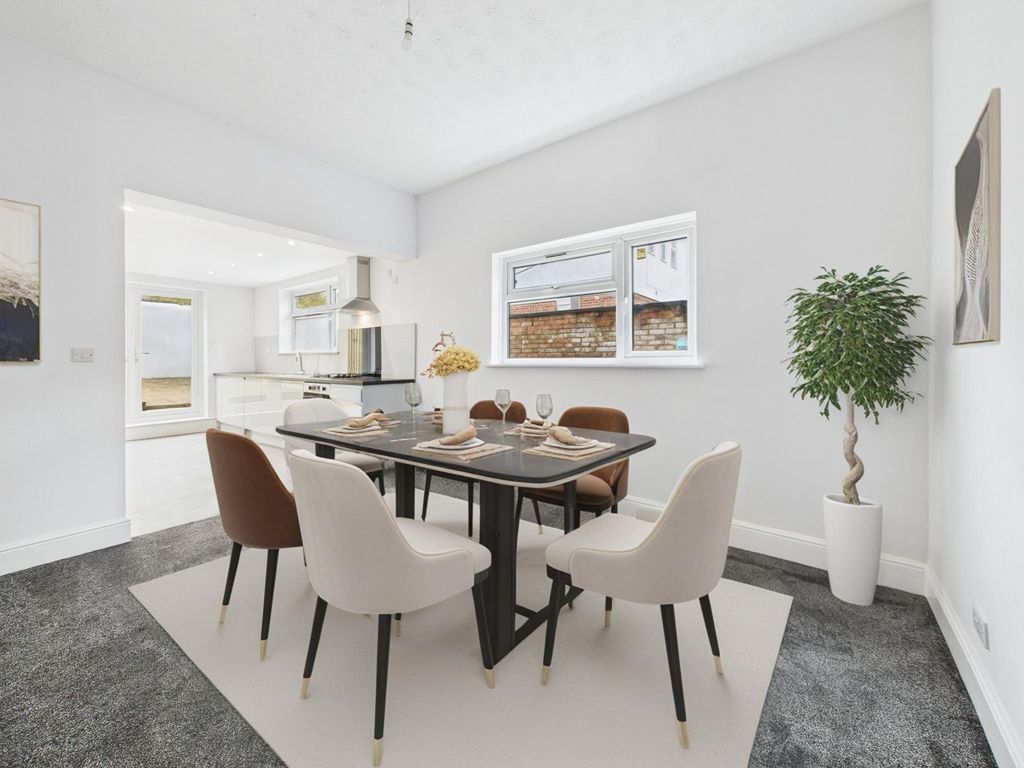 Property photo 3 of 22 Dining Room (Virtually Furnished)
