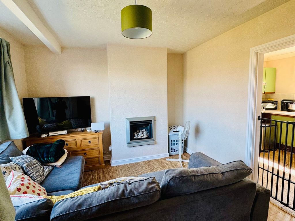 Property photo 2 of 15