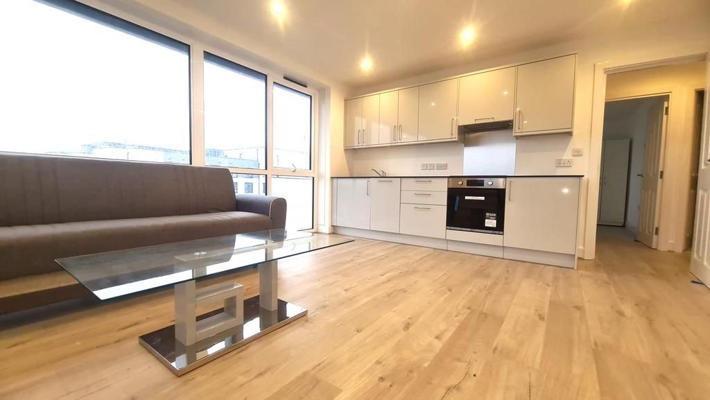 Property photo 2 of 12