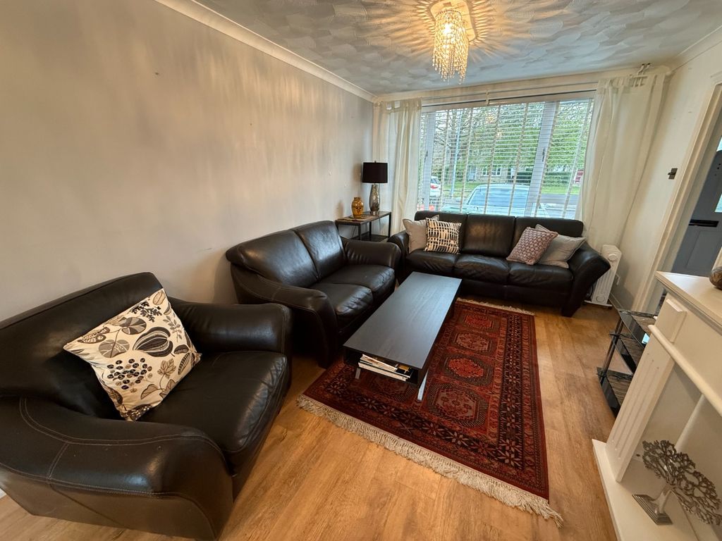 Property photo 3 of 12 4973134