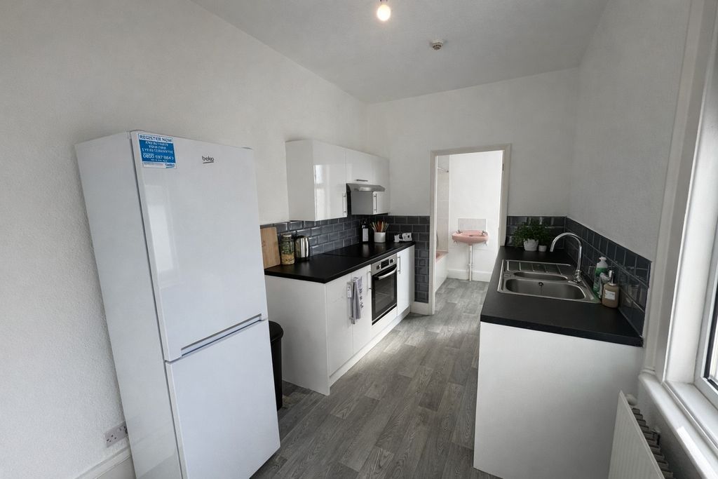 Property photo 3 of 4
