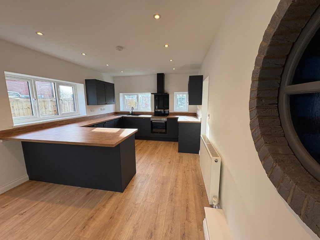 Property photo 3 of 21 Img_5479.Jpeg