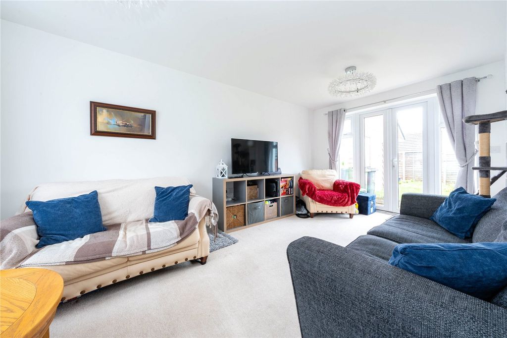 Property photo 2 of 11 Picture No. 13