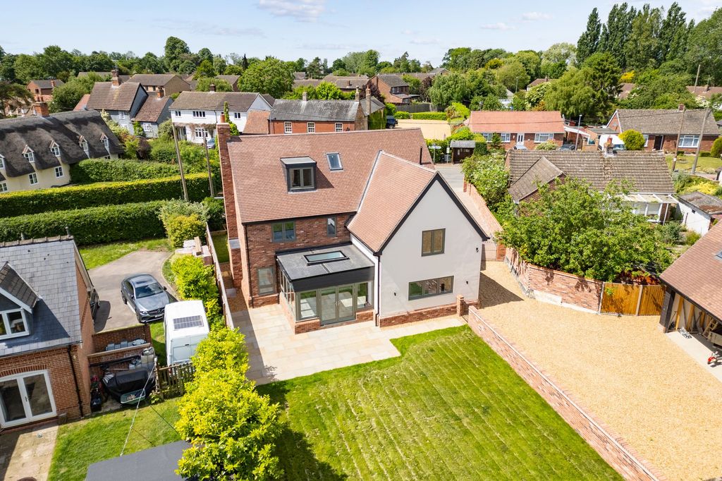 Property photo 1 of 37
