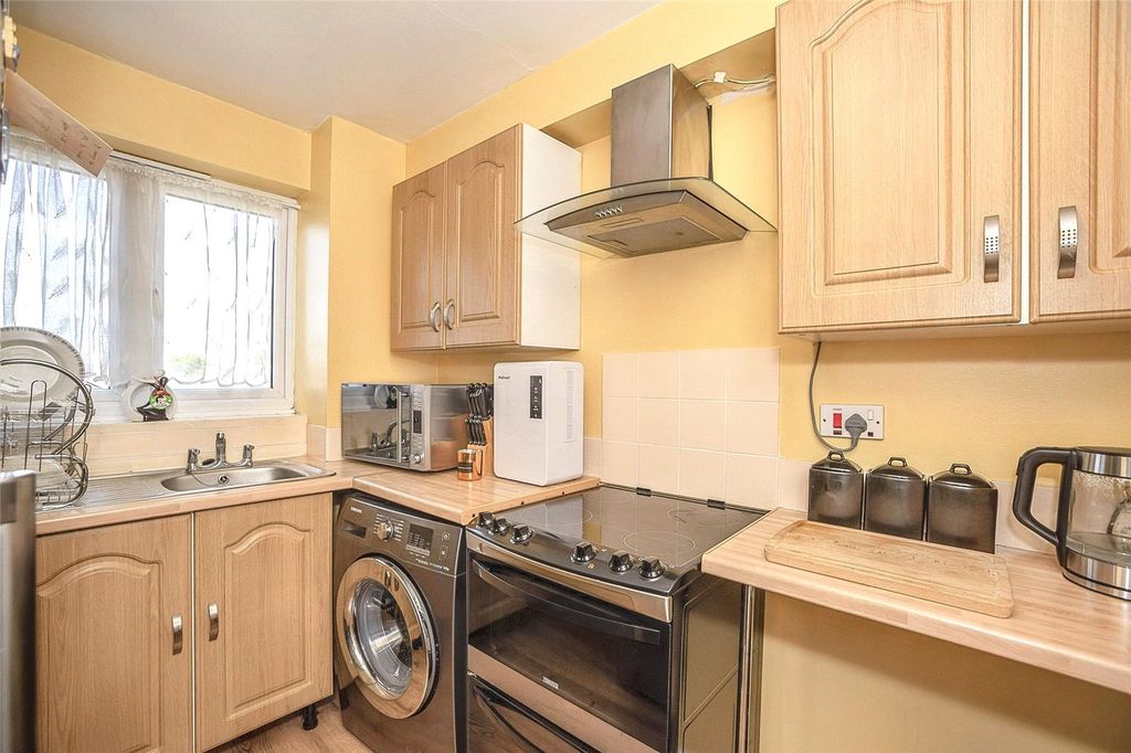 Property photo 2 of 13 Picture