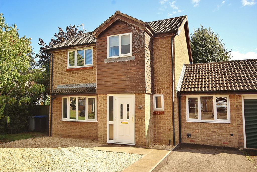 Property photo 1 of 15