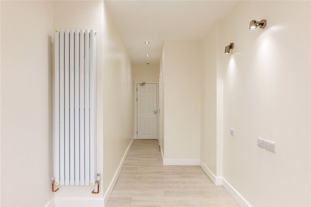 Property photo 3 of 7 Picture No. 05