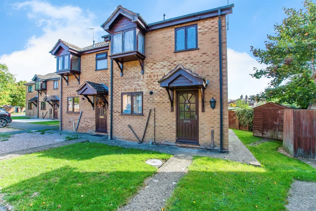 Property photo 1 of 11