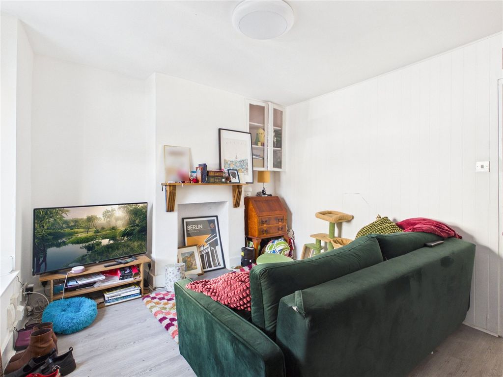 Property photo 2 of 10 Picture No. 37