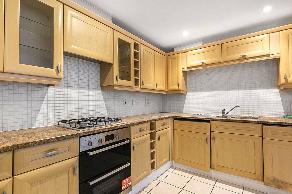 Property photo 3 of 16 Picture No. 08