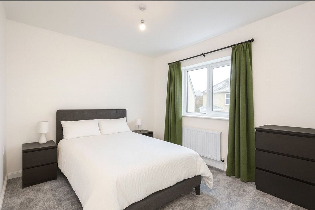 Property photo 3 of 15 Picture No. 24